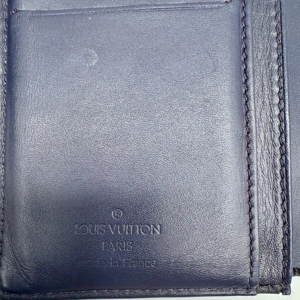 Louis Vuitton Vernis Monogram Wallet | Professionally Repainted - Picture 2 of 12